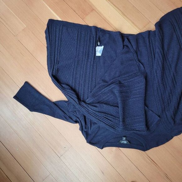 navy blue knit asymmetric handkerchief hem dolman style sleeve split hem - Picture 5 of 11